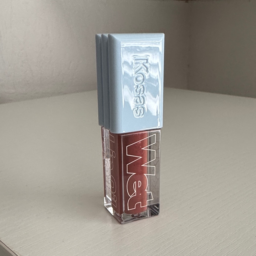 Kosas Wet Lip Oil in Shimmering Red
